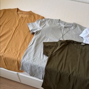 Set of four MENS Casual T-Shirts in Brown, Gray, White and Olive